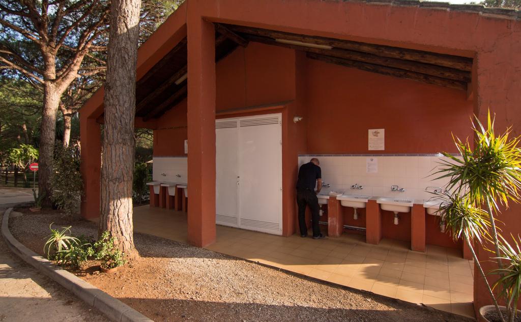 Complejo Turístico&Camping Cabopino Marbella Exterior foto